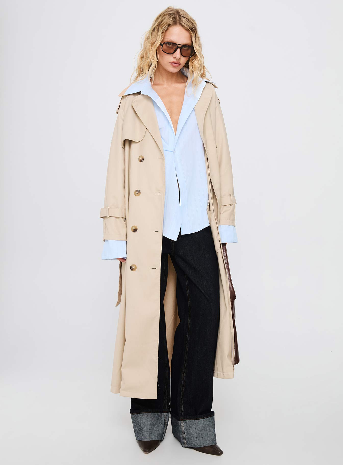 Vision Board Trench Coat Beige