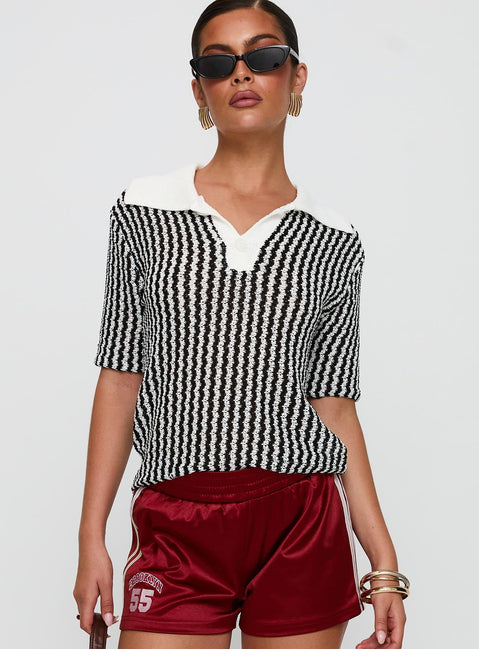 Tristar Collared Top Black