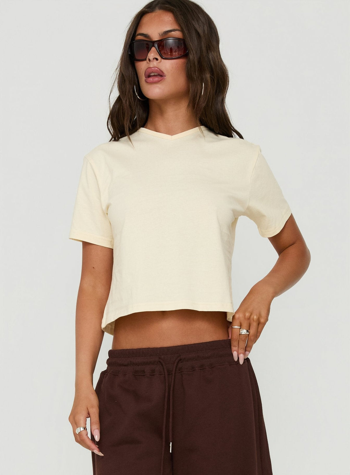 Dealia High V Boxy Tee Yellow