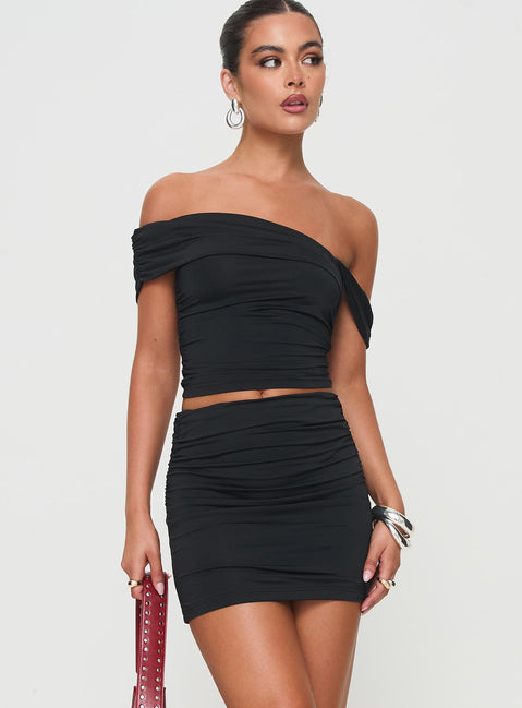 Black two piece set Crop top, off the shoulder design, fixed shoulder straps, folded neckline, ruched sides