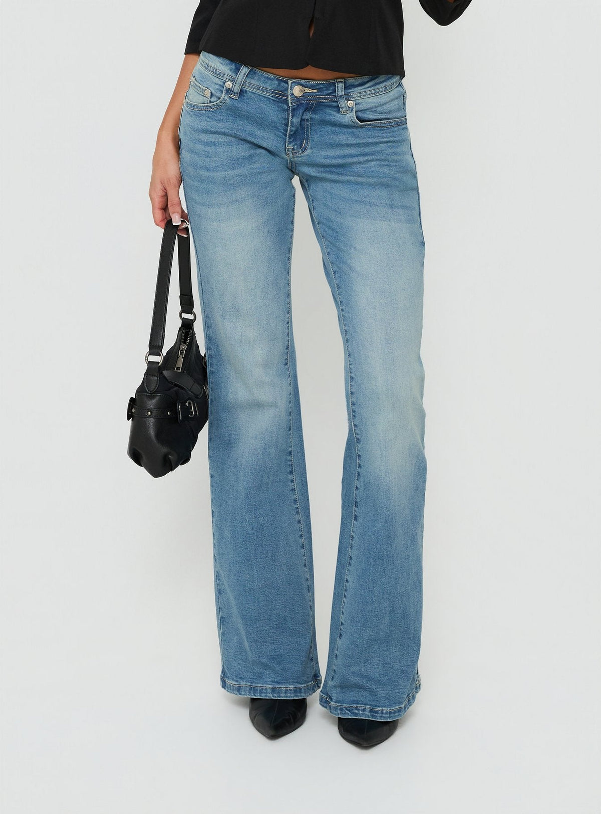 Alyss Ultra Low Rise Flared Jeans Light Vintage Blue