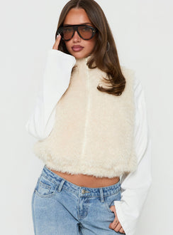 Elaska Fluffy Fleece Vest Cream