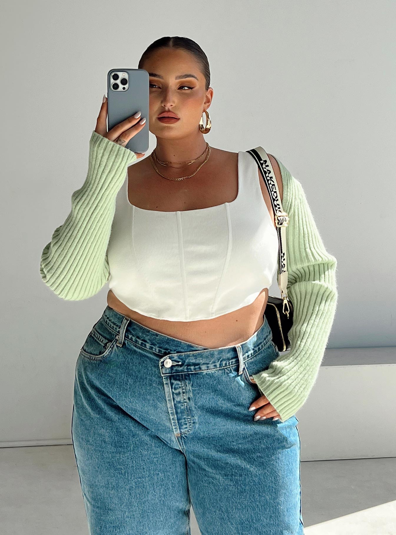 Aytan Bolero Sweater Green Curve Cropped 