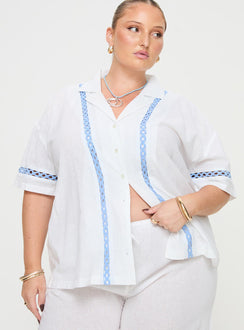 White and blue Short sleeve shirt Classic collar, button fastening at front, crochet detail