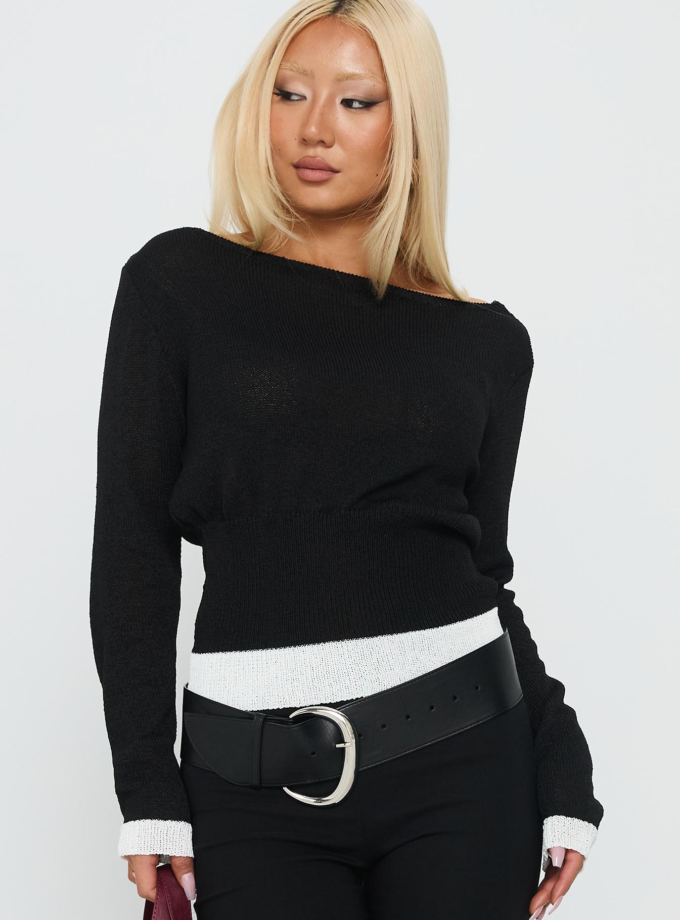 Dresano Wide Neck Knit Sweater Black / White
