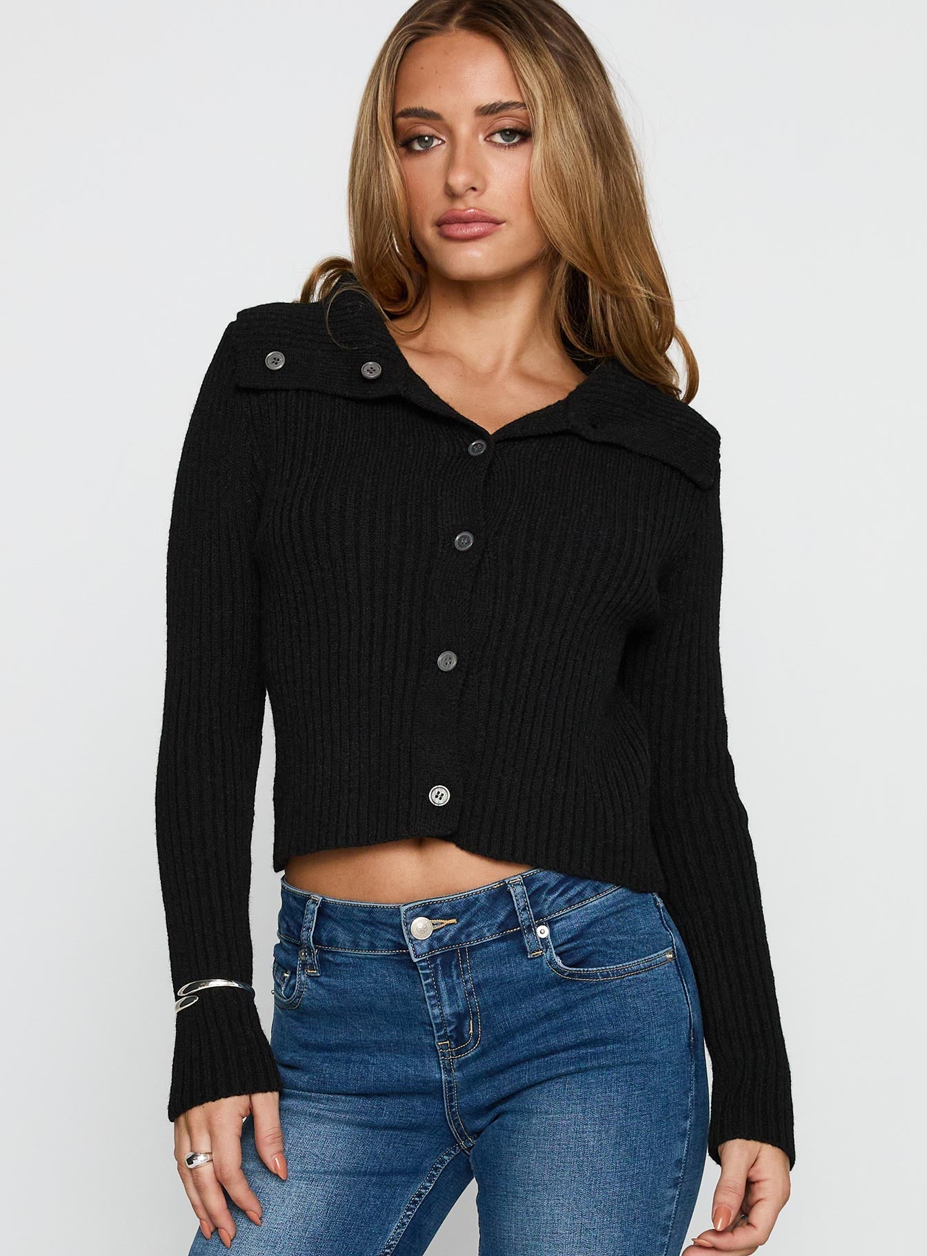 Extraordinary Collared Knit Sweater Black