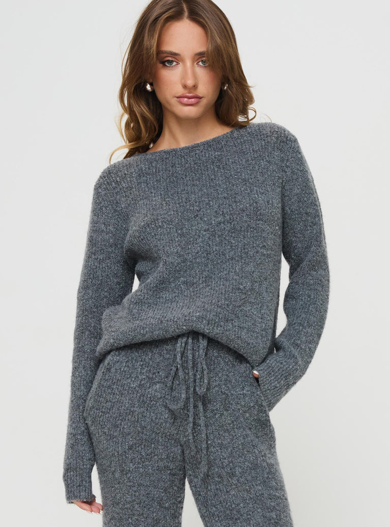 Knit sweater Wide neckline, drop shoulder Good stretch, unlined  Princess Polly Lower Impact