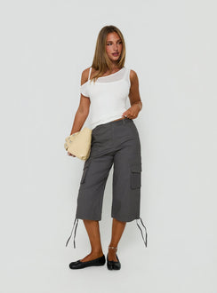 Showcasing the Alfonza Utility Capri in Slate womens-regular-pants with mid-rise cargo design side view of model wearing Princess Polly