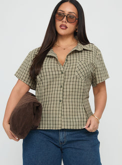 Alma Mater Top Green Check Curve