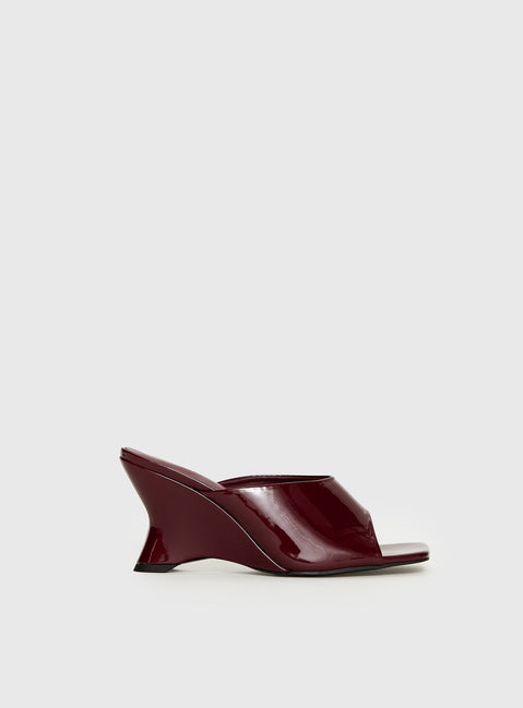 Billini Iselle Wedge Heels Red