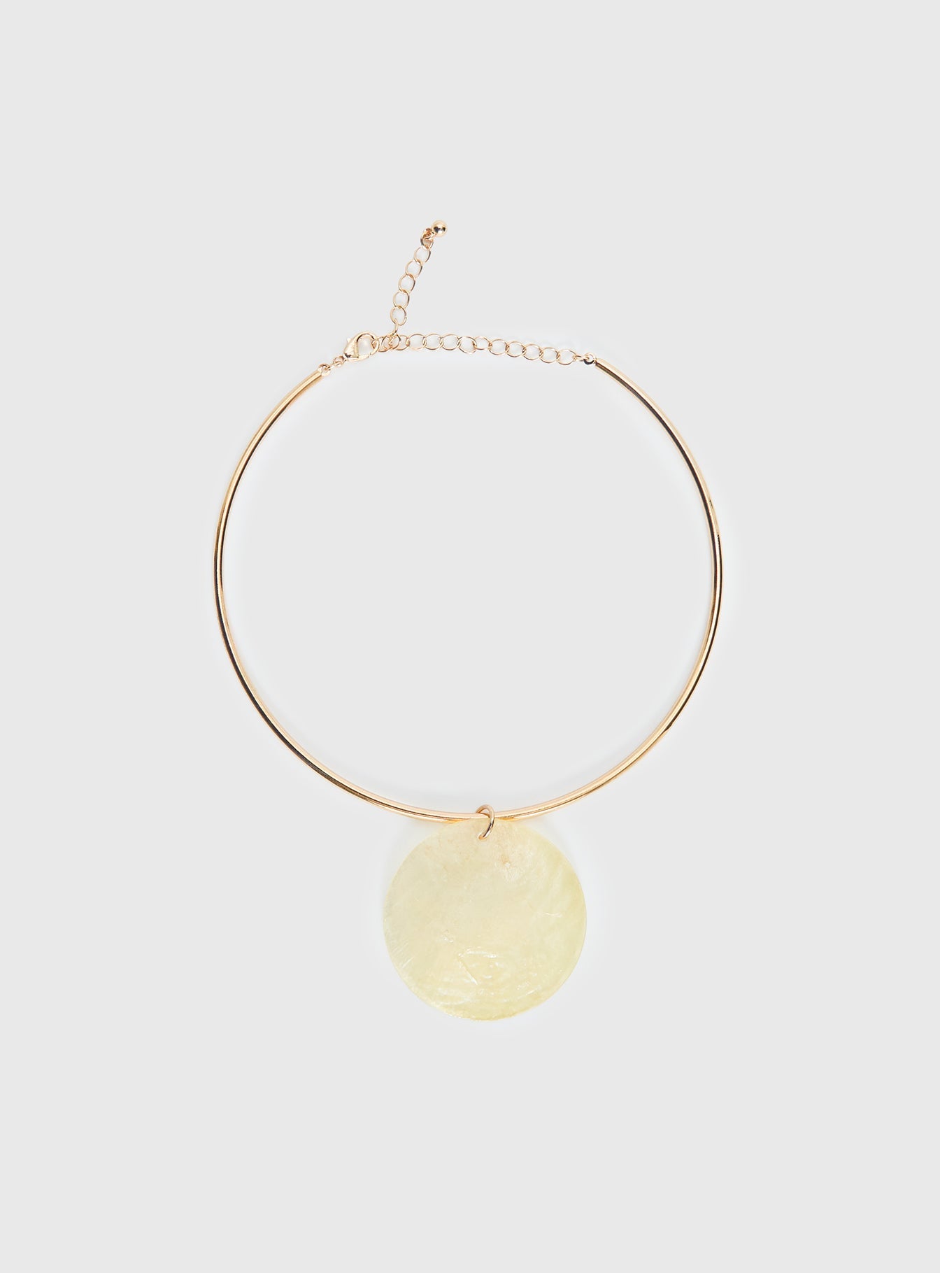 Kinzee Shell Pendant Necklace Butter / Gold