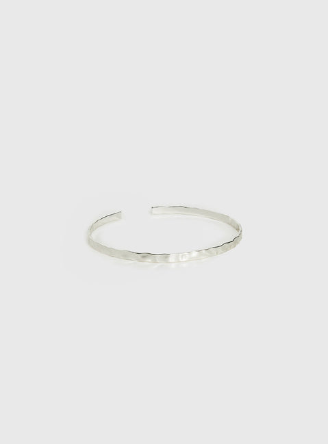 Cool Intentions Arm Cuff Silver