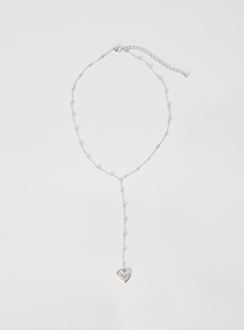 Necklace Silver toned, heart pendant