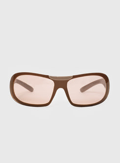 Brown sunglasses Moulded nose bridge, brown tinted lenses, lightweight