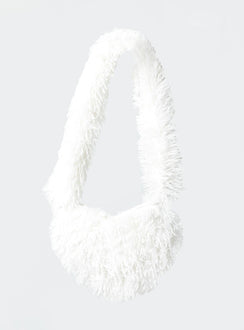 Crossbody bag Heart shaped Faux fur material Fixed strap Magnetic button fastening