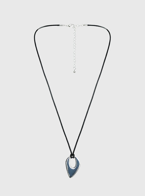 Demetria Pendant Necklace Silver