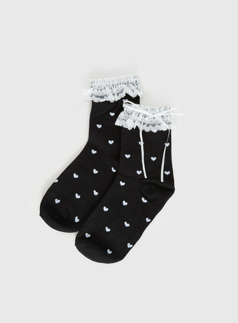 Reminisce Heart Detail Socks Black / White
