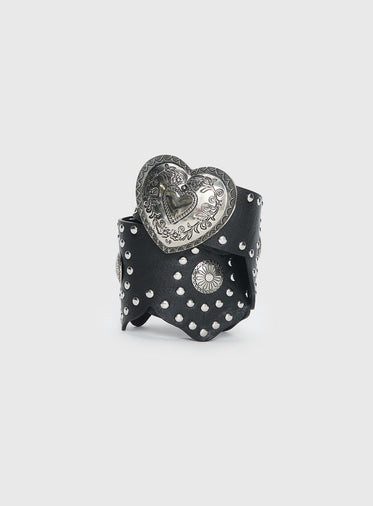 Outta Town Heart Buckle Belt Black / Silver