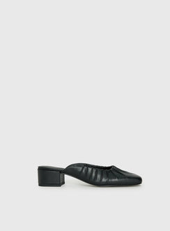Larietta Ballet Heels Black