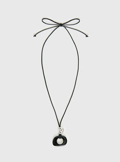 Static Romance Pendant Necklace Black