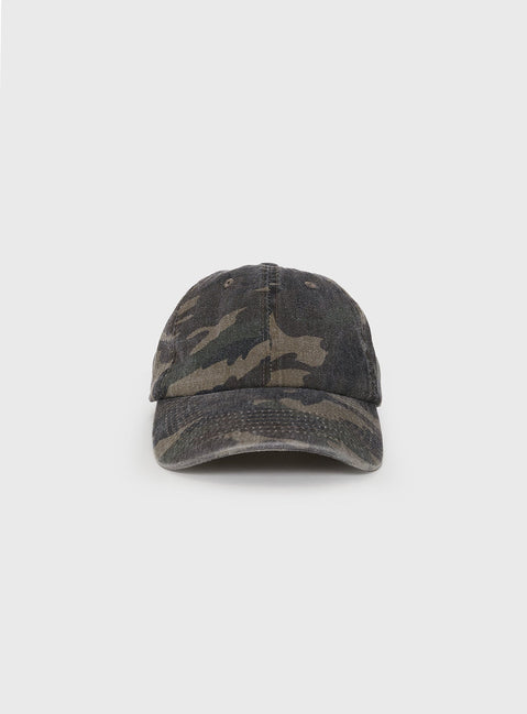 Camo print cap with adjustable back strap