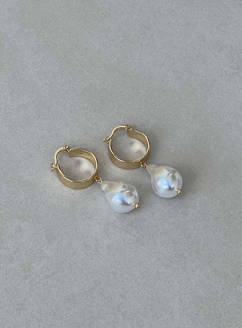 Earrings 18K Gold Plated Chunky style Pearl detail Hinged hoop fastening