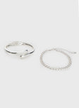 Silver-toned bracelet pack Two-piece set, chain bracelet with lobster clasp fastening, hinge fastening cuff Princess Polly Lower Impact