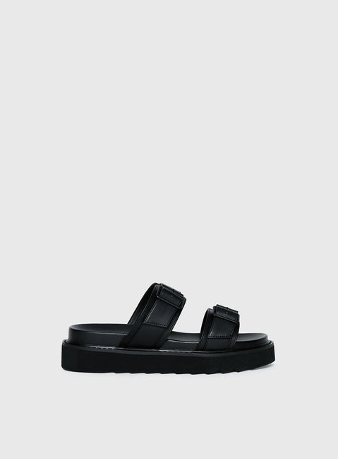 Ma Belle Sandals Black