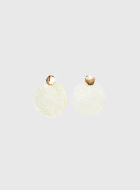 Kinzee Shell Earrings Butter / Gold