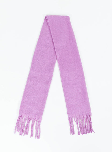 Scarf Soft knit material with good stretch 
