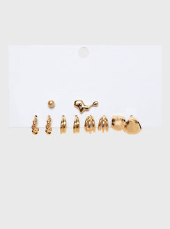 Gold toned earring pack Four pairs &amp; two separate styles, stud fastening