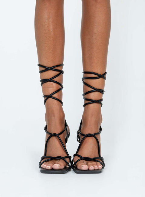 Unreal Heels Black