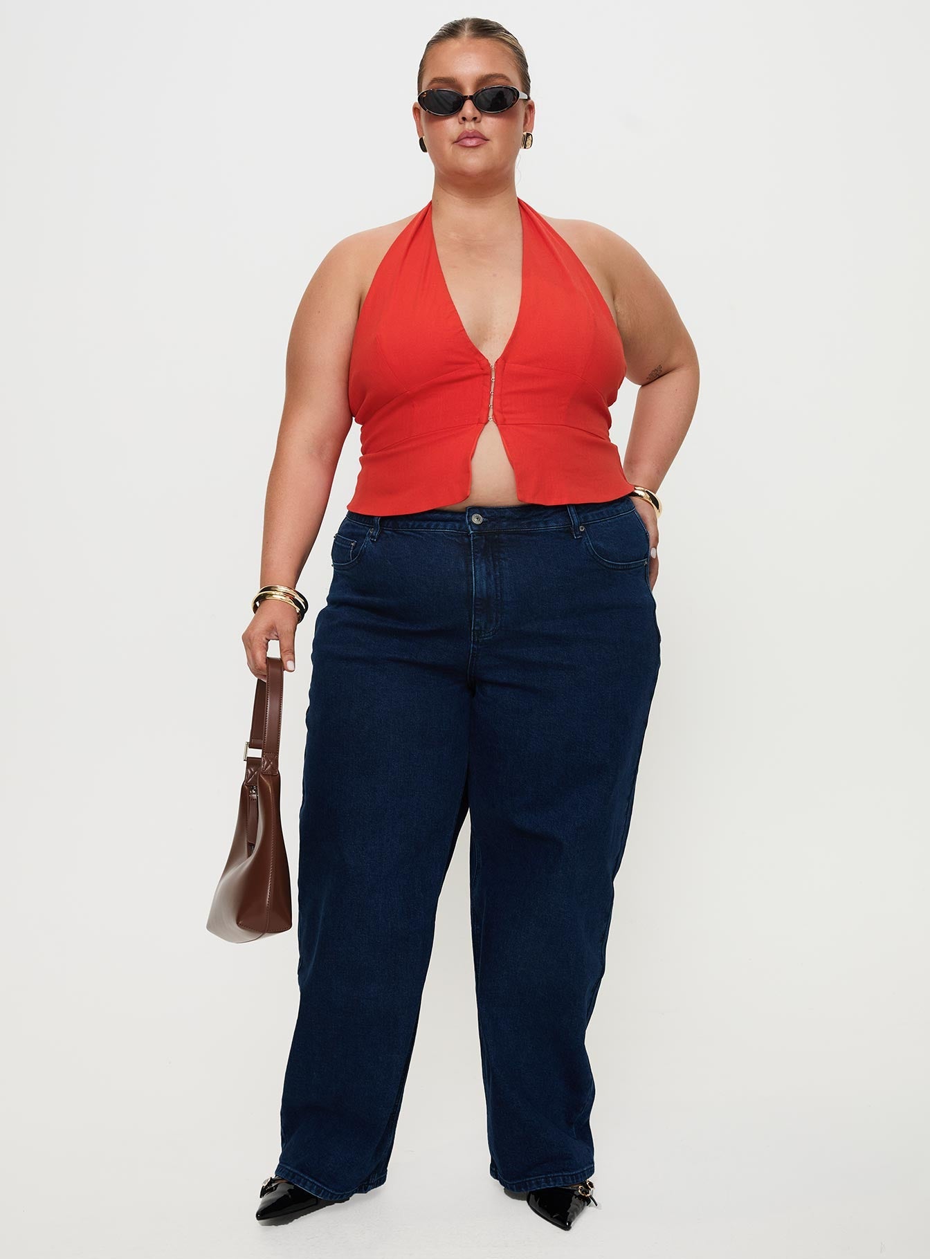 Pleasing Top Red Curve