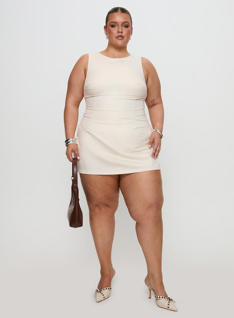 Yumiko Romper Cream Curve