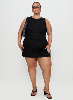Yumiko Romper Black Curve