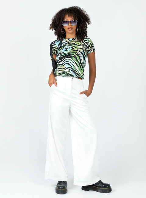 side view of model wearing Princess Polly Dorothy Pants Cream 