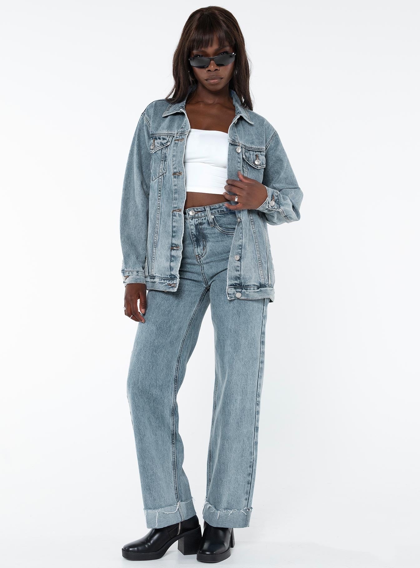 Light wash denim jacket Classic collar, button fastening at front, twin chest and hip pockets, single button cuff