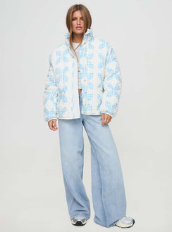 Graphic print, collar, twin pockets, button fastening