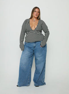 Madelon Long Sleeve Wrap Top Black / Grey Stripe Curve