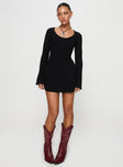 Mini dress  Ribbed material, scoop neckline, flare cuffs & hem, flowy style Good stretch, unlined