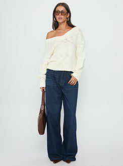 front view of model wearing Princess Polly Talassa V Neck Knit Sweater White Cropped Jumpers 