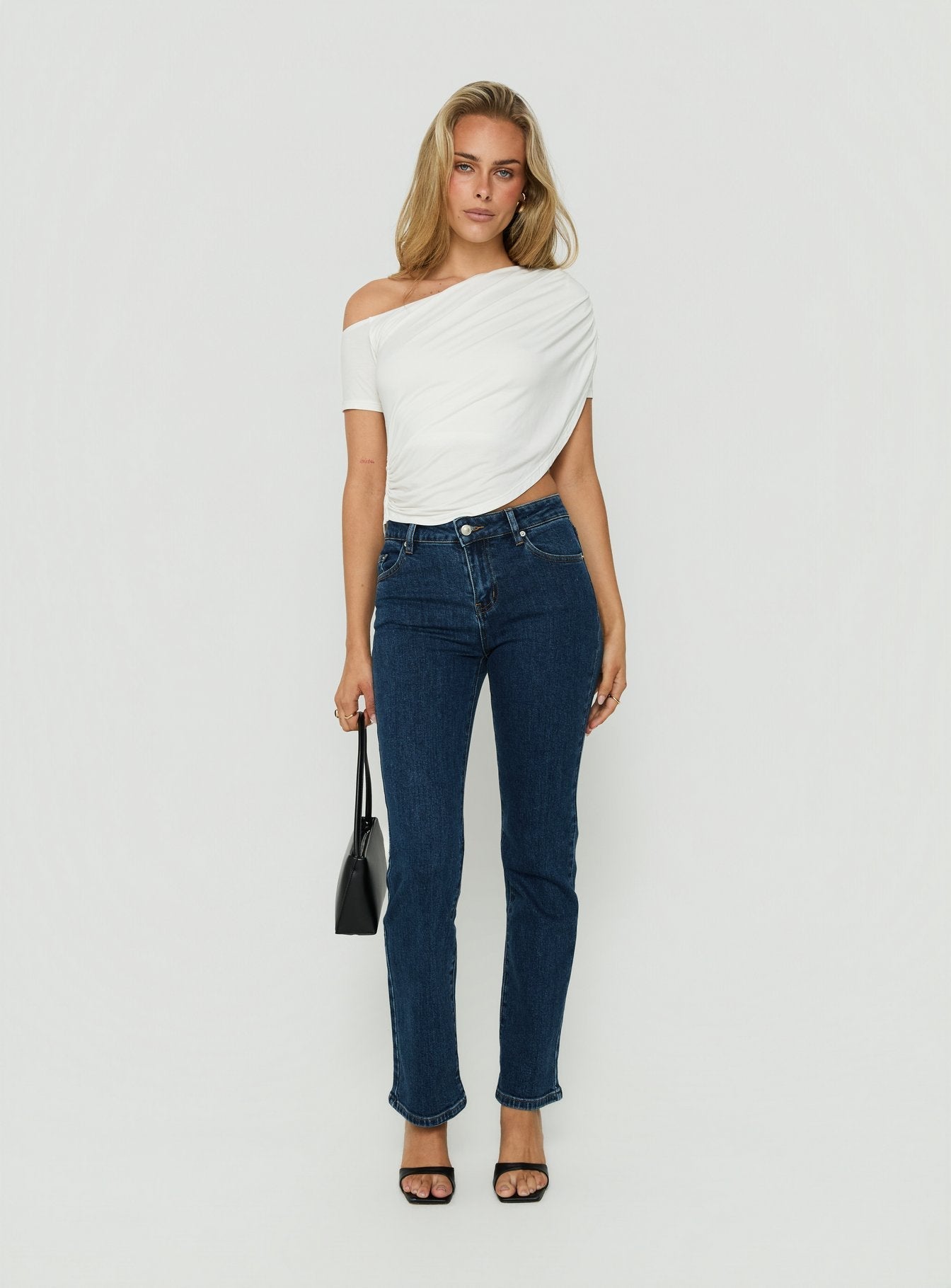 Harpor Mid Rise Slim Skinny Jean Mid Blue Wash