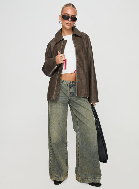 Faux leather jacket Oversized fit, classic collar, drop shoulder, zip fastening, twin hip pockets Good stretch, fully lined 