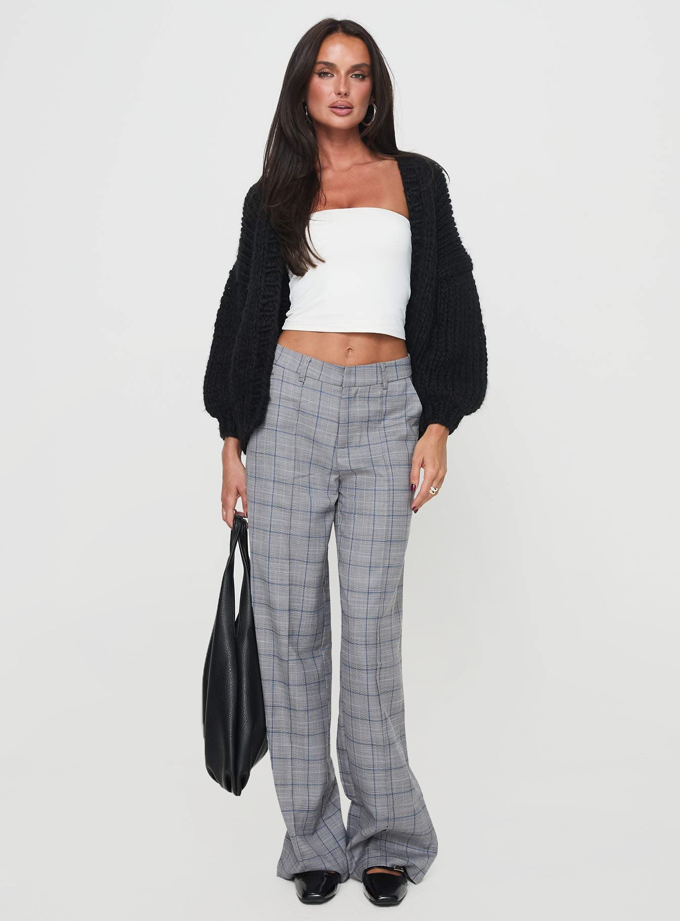 Knit cardigan  Oversized fit, drop shoulder, balloon sleeves Good stretch, unlined 