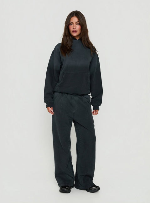 AT Baggy Sweatpant Black