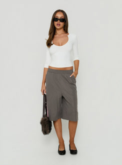 Boe Longline Track Shorts Charcoal / Pink