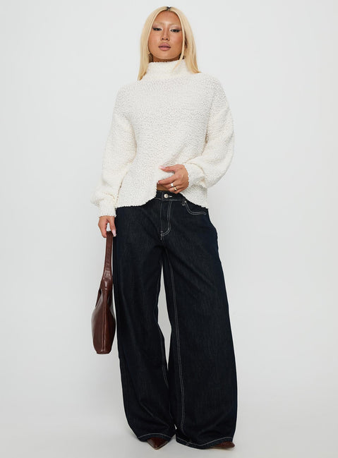 Feyre Boucle Jumper Ivory