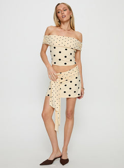 Aneira Off Shoulder Top Cream Polka