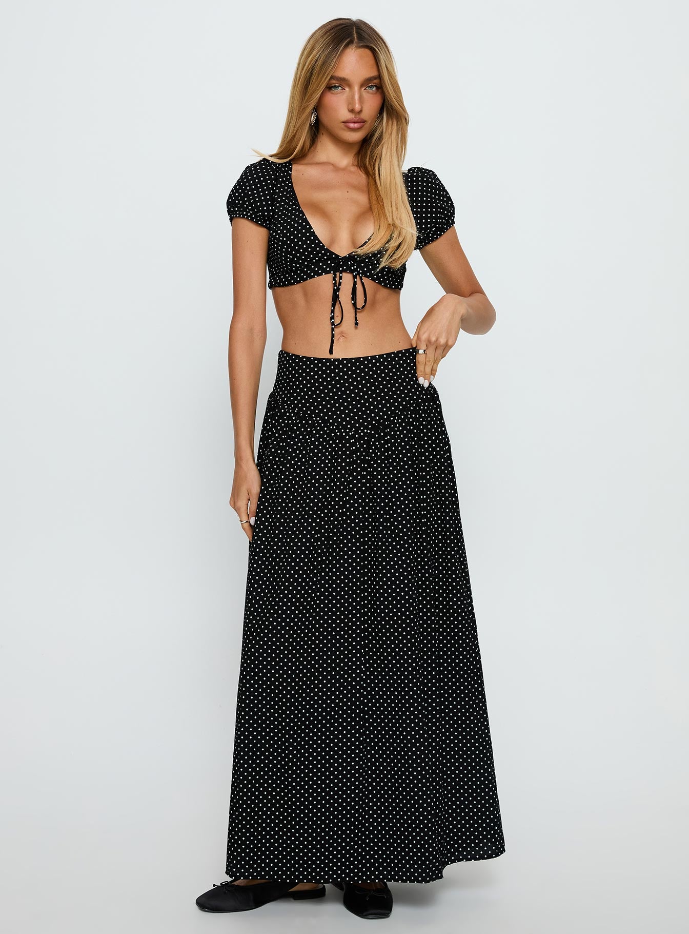 Alletta Drop Waist Maxi Skirt Black Polka