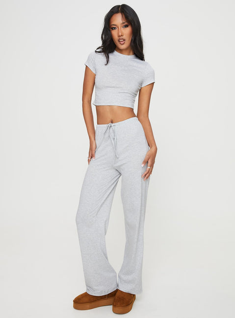 Matching set  Short sleeve crop top, mock neck Mid-rise pants, straight leg Elasticated drawstring waist
